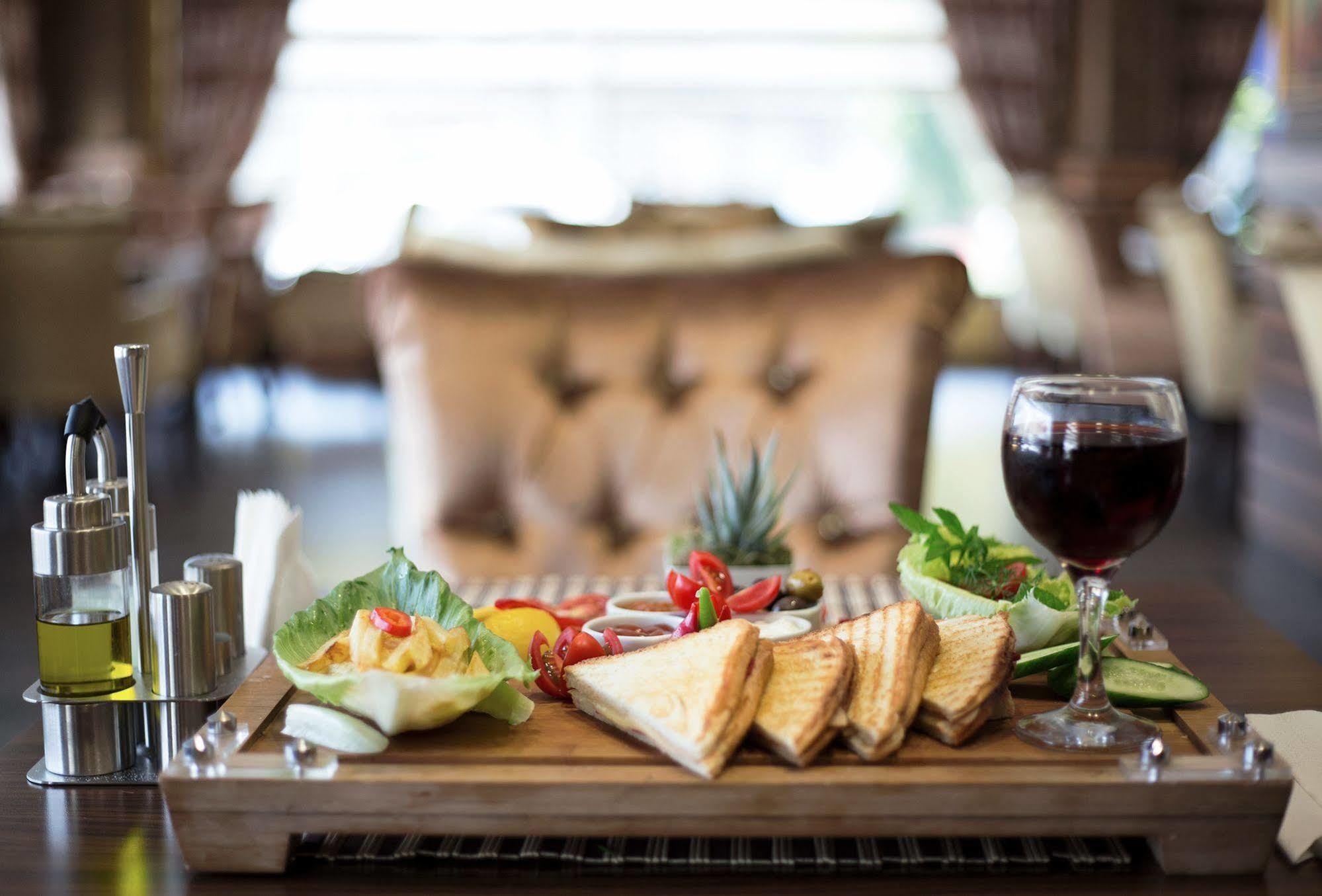 The Rise Aron Business Hotel Merter Istanbul Ngoại thất bức ảnh